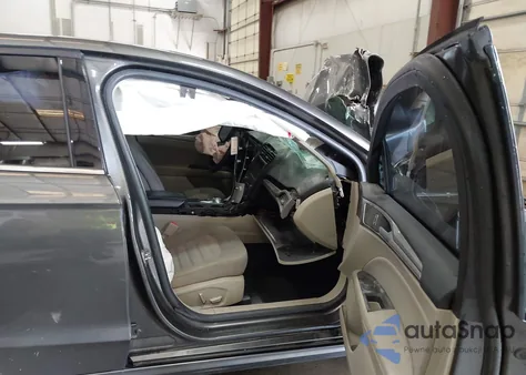 2019 Ford Fusion Se z USA, uszkodzony, nr VIN 3FA6P0HD8KR202719